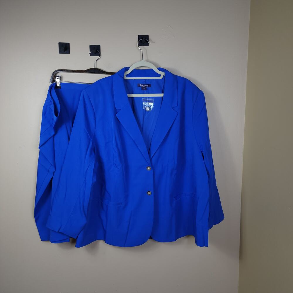 ROAMAN'S Plus Size Two Button Blazer and Skirt Suit in Blue Size 32W